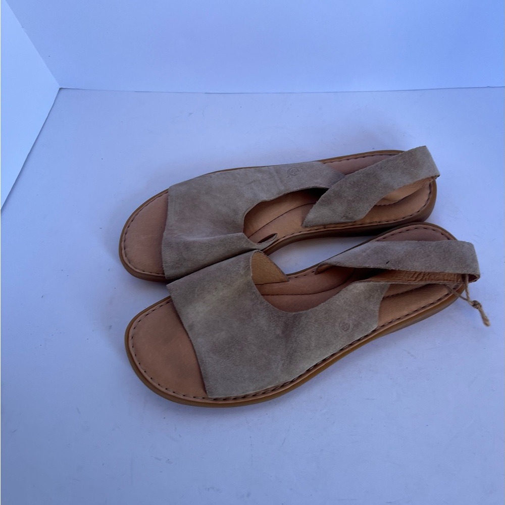 Born Women's Suede Taupe Open-Toe Slingback Sandals - Picture 5 of 9